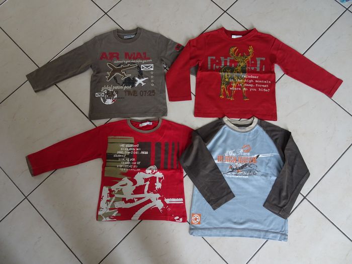 Lot 4 t-shirts manches longues 6 ans