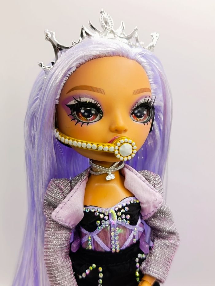 Rainbow high k-pop Tiara song fashion doll - photo numéro 2