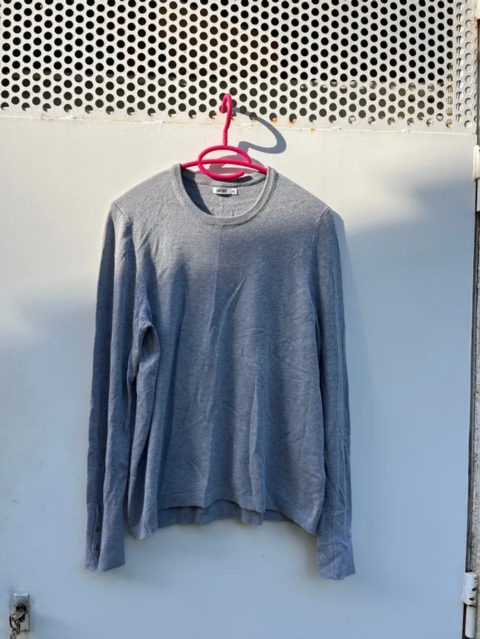 Pull léger gris