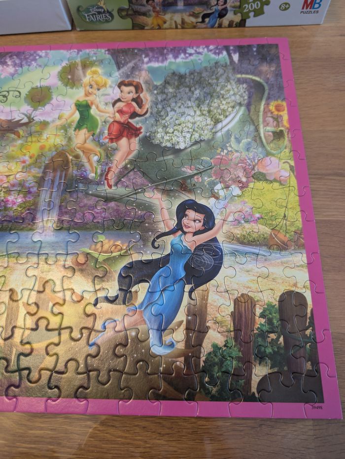 Puzzle Disney Fairies complet 200 pièces MB Puzzles - photo numéro 3