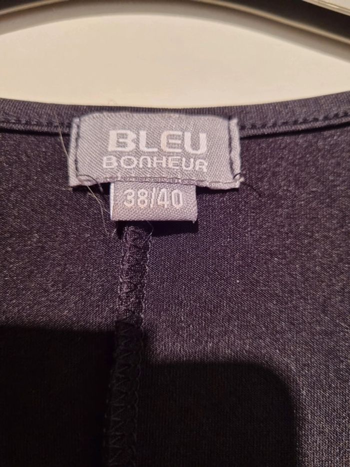 T-shirt Bleu bonheur Taille 38/40 - photo numéro 4