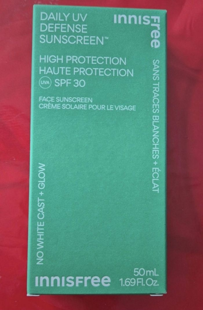 Crème solaire  spf 30 hydratante sans tâche blanche ni brillance (-65% du prix mag)