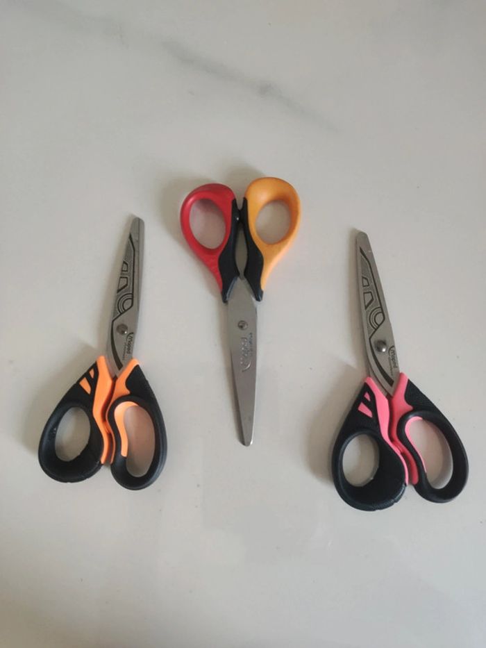 3 paires de ciseaux
