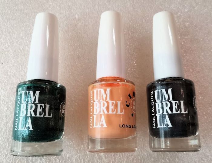 Vernis à ongles "Umbrella"