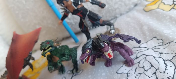 Lot figurines dragon - photo numéro 4
