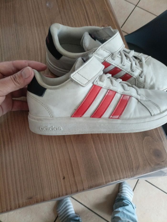 Basket adidas - photo numéro 3