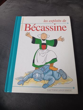 Livre bécassine  très bon état
