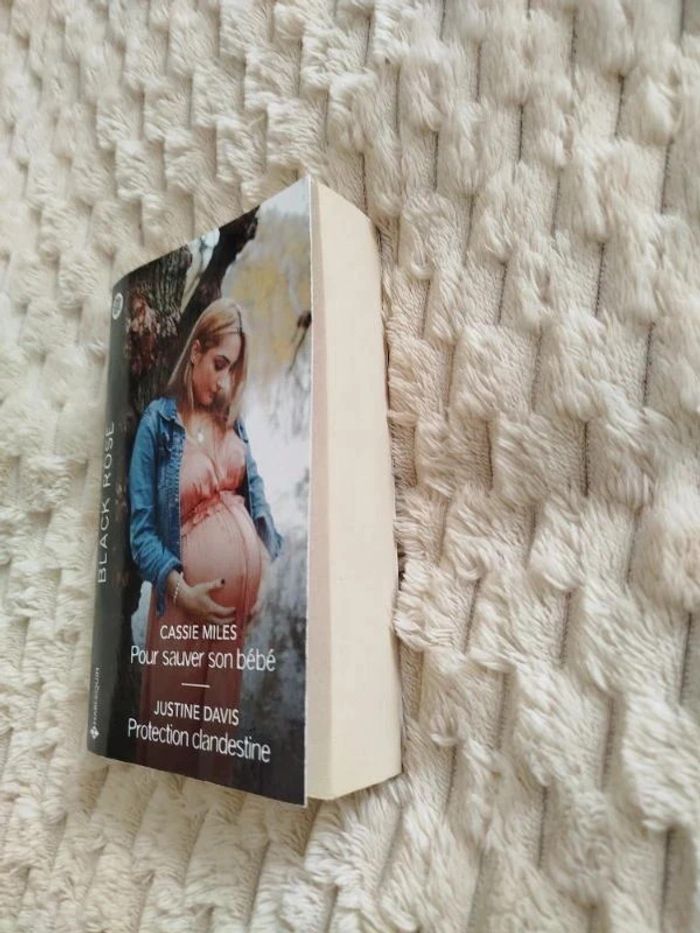 Livre Cassie Miles Pour sauver son bébé - photo numéro 2