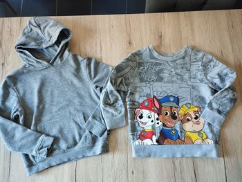 Lot de sweats gris 5 ans