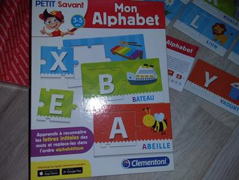 Jeu "Mon alphabet " en excellent état