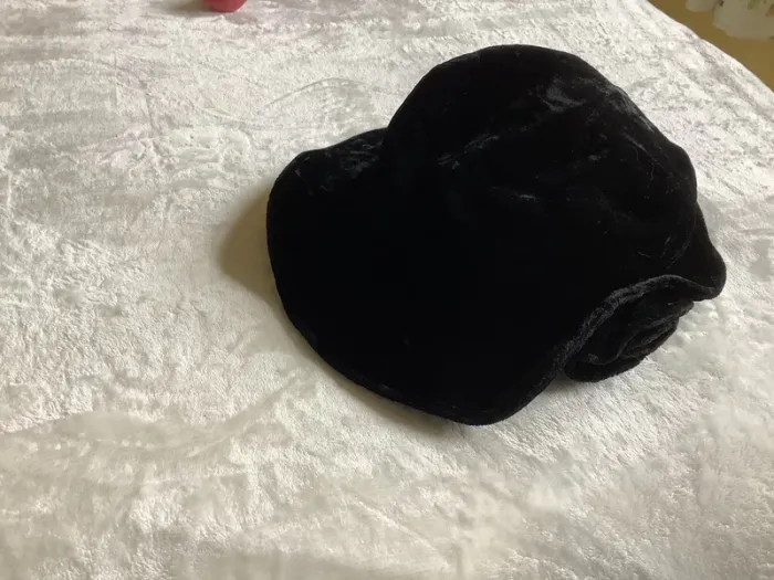 Chapeau velours - photo numéro 2