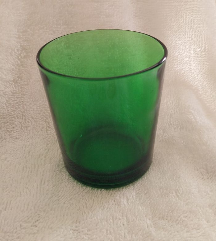 rare Verre Chantovent de couleur verte vintage