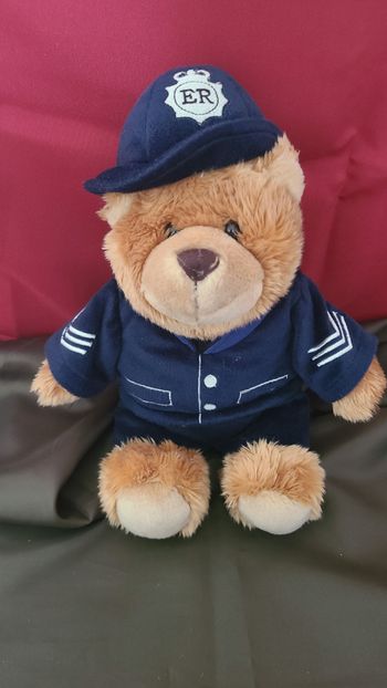 Keel Toys  London Policeman Bear peluche