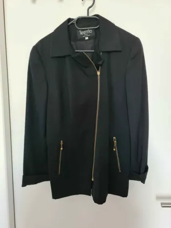 Veste asymétrique noir taille 40