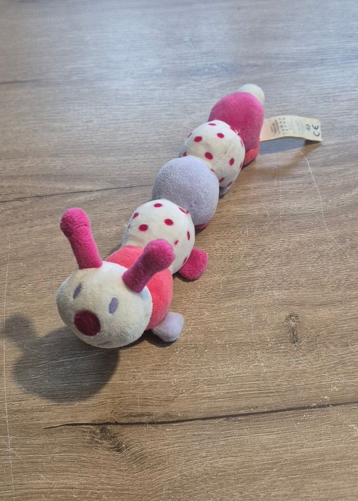 Peluche hochet chenille