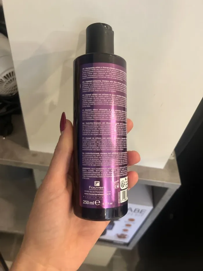 Shampooing re pigmentant violine - photo numéro 2