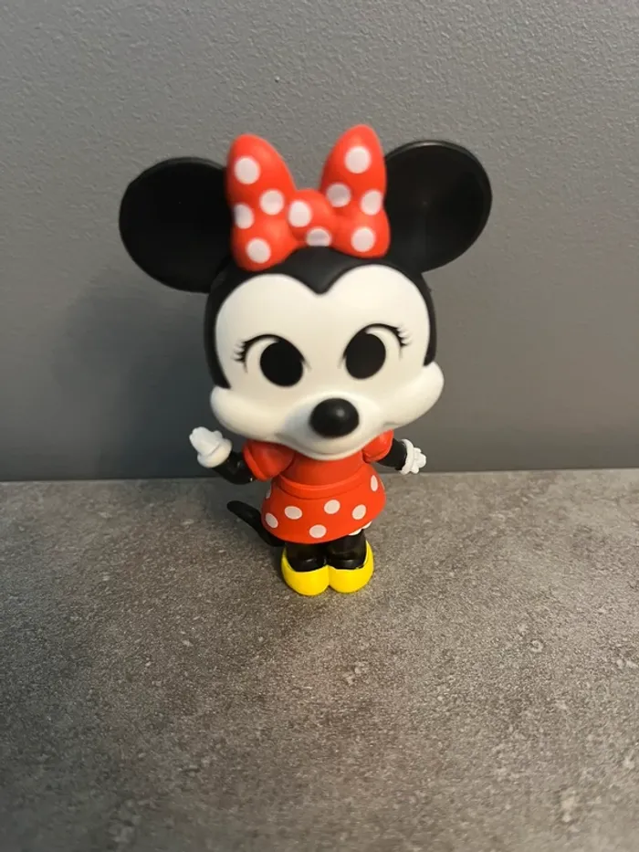 2 Funko mystery minis « Mickey and friends » Mickey et Minnie - photo numéro 2