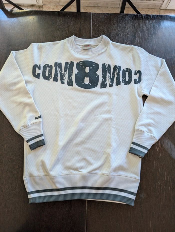 Pull com8 - photo numéro 2