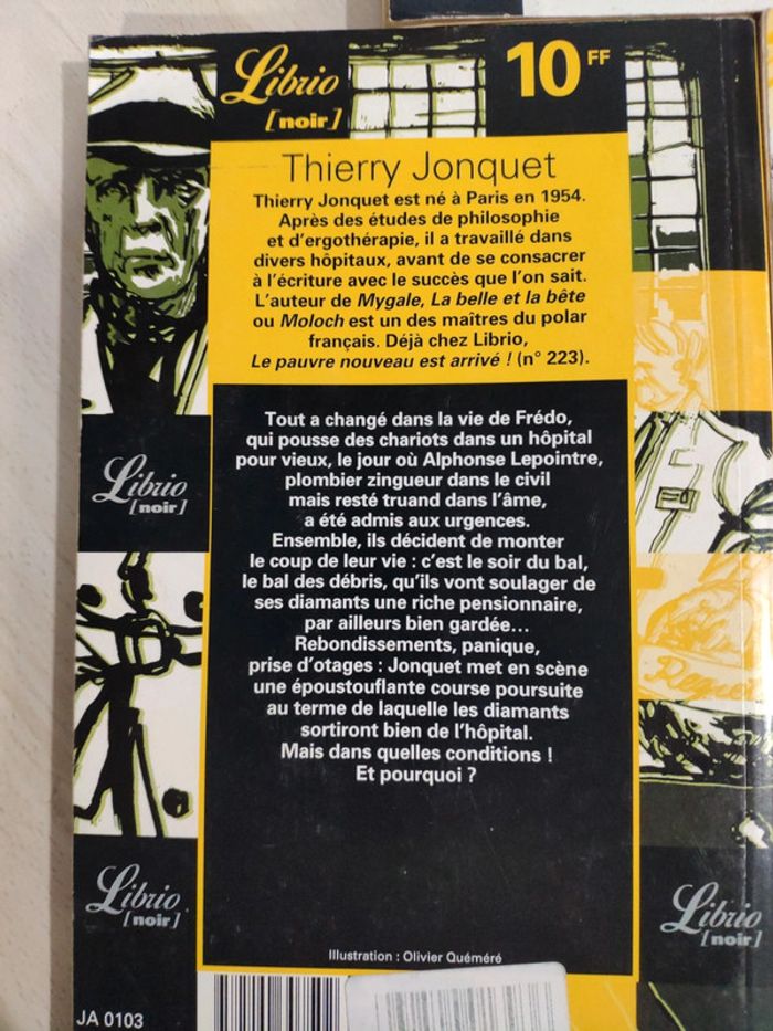 Lot de 3 Librio noir Exquis cadavres/ le bal des débris / qui a noyé l'homme grenouille ? - photo numéro 3