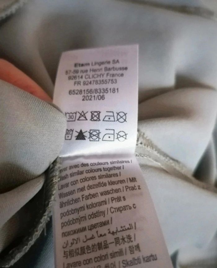 Robe longue - nuisette retro satin Etam taille M - photo numéro 14