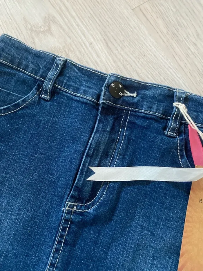 Superbe jupe en jean Tony boy taille 8 ans Neuve - photo numéro 4