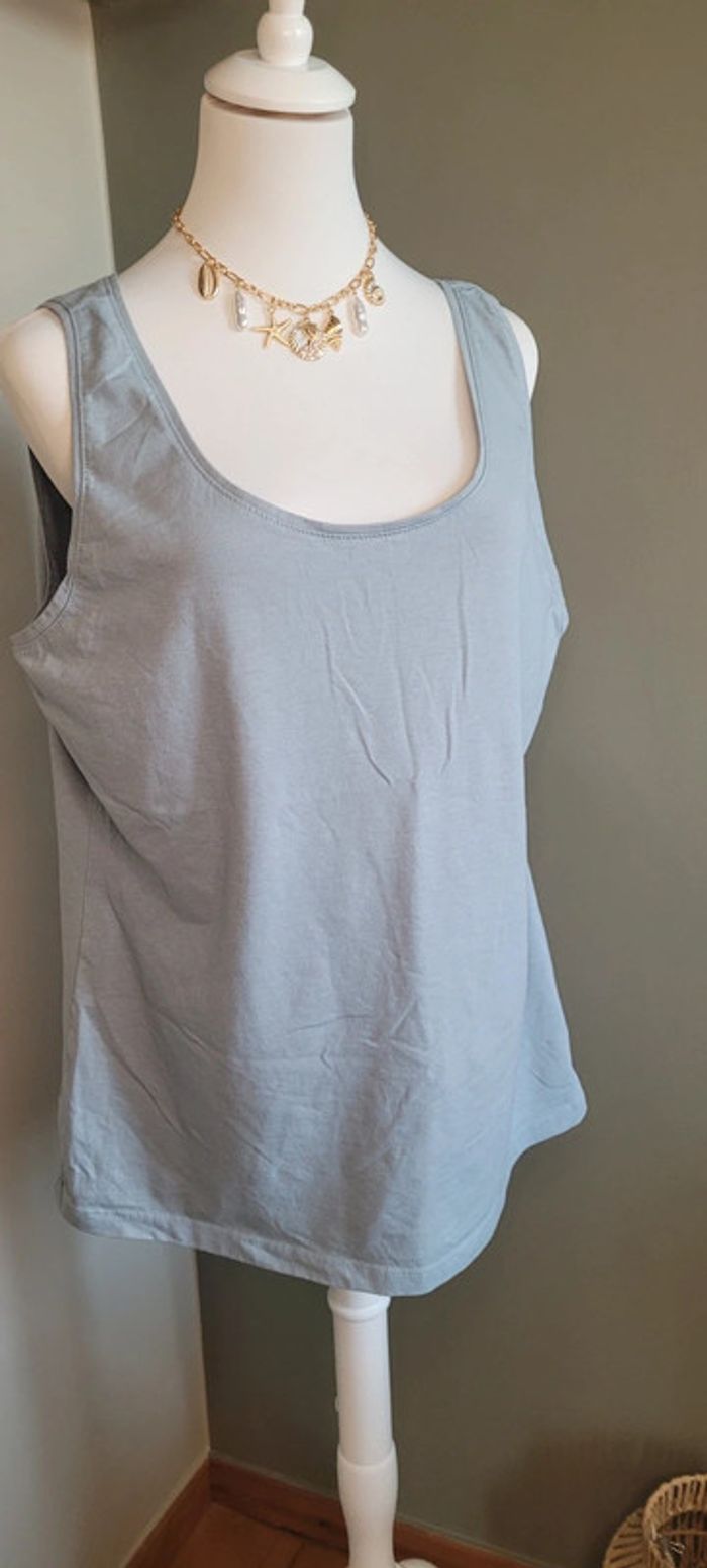 Joli débardeur bleu clair Taille 48 - photo numéro 3