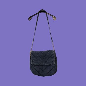 Sac Bandoulière Calliope Jean Délavé Matelassé Bleu Chaîne Dorée Charms Paris 35 x 15 x 30 cm Très Bon État