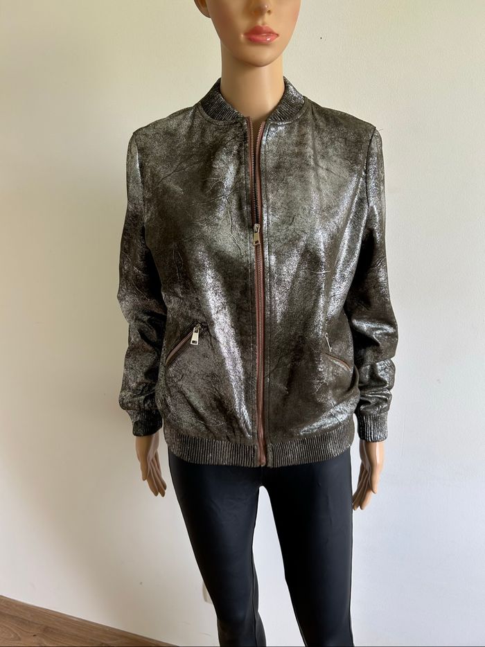 Blouson kaki et argenté Zara taille XS comme neuf
