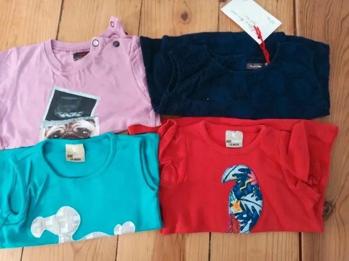 Lot 4 tee shirt 12 mois fille