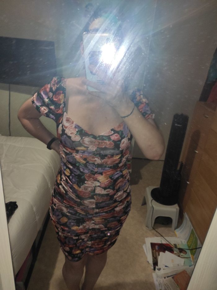 Robe fleurie fine - photo numéro 8