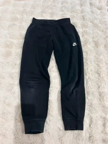 Jogging noir Nike 11/12 ans