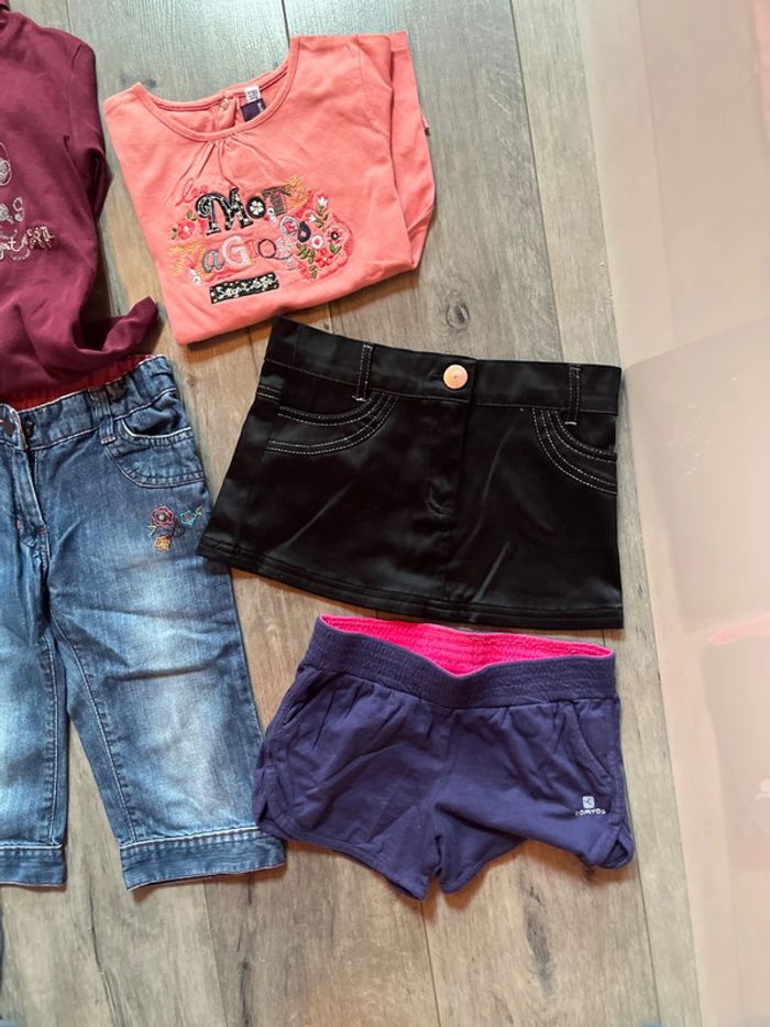 lot vêtement fille 5/6 ans - photo numéro 2