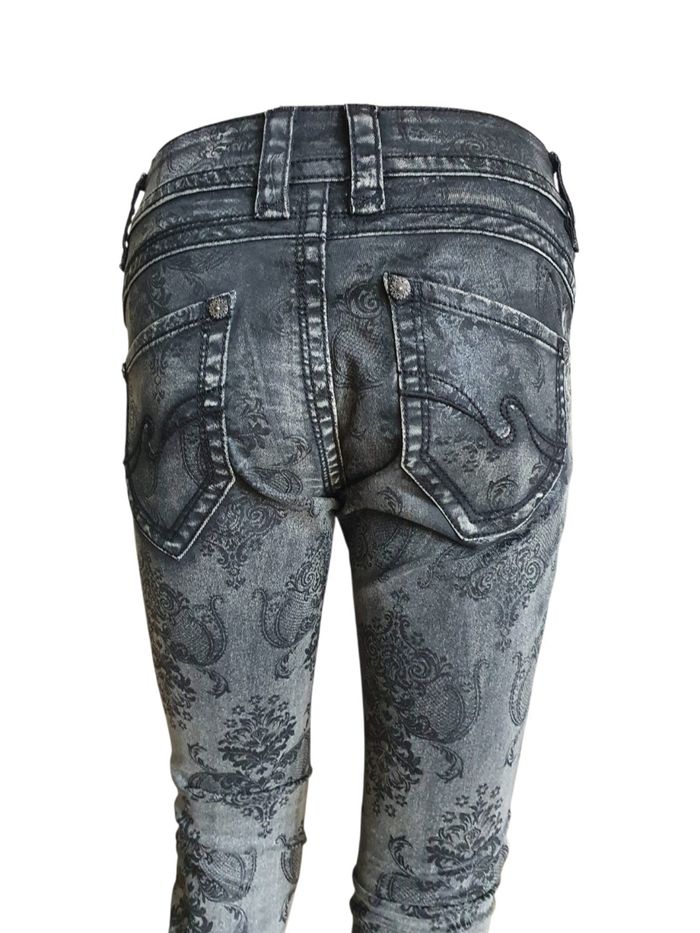 Jean Blue Monkey Laura – L'Indispensable Denim au Look Rock & Authentique - photo numéro 4