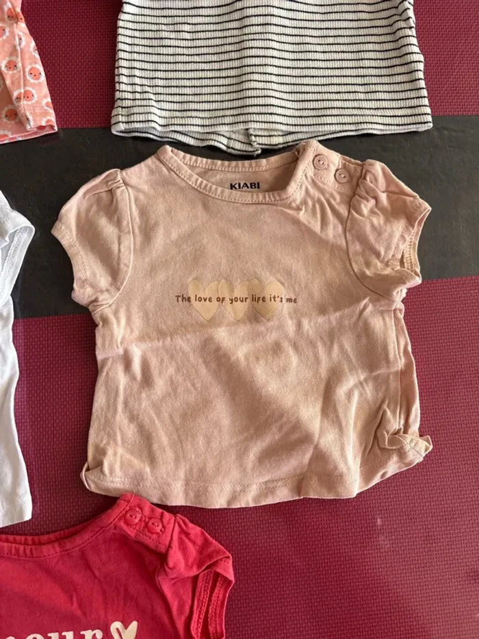 Lot tee-shirts 1mois - photo numéro 4