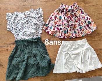 Lot 8 ans fille jupes