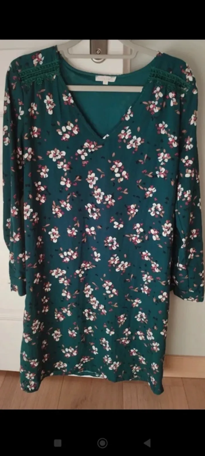 Robe verte à fleurs easy clothes S