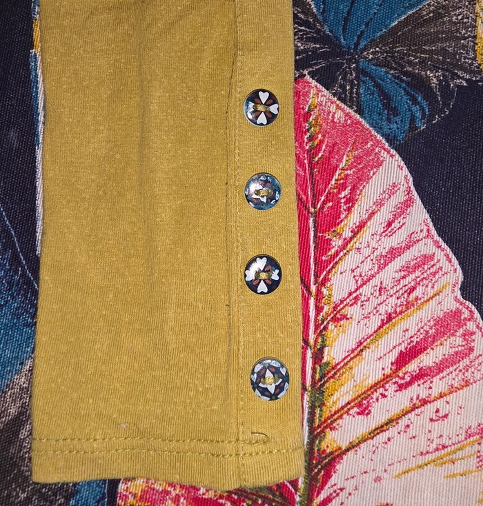 Sous pull jaune/vert 3 ans - photo numéro 3