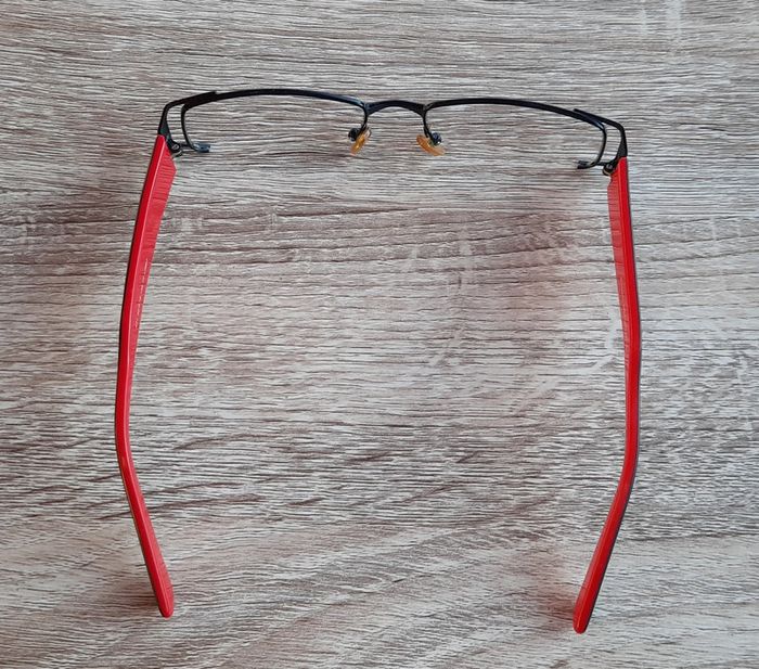 Monture de lunettes noire et rouge - photo numéro 2