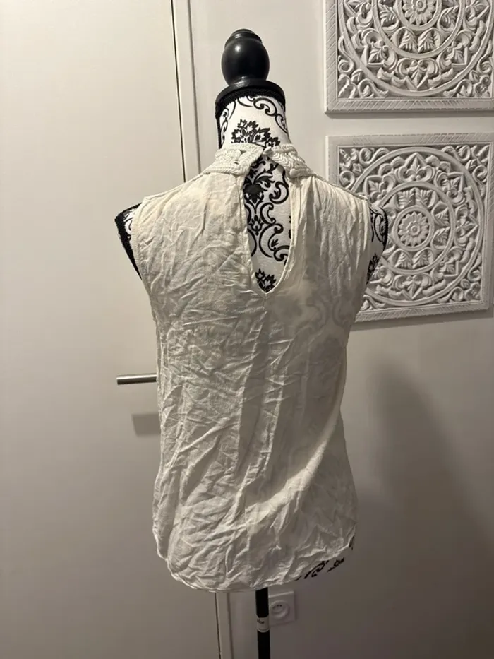 Magnifique haut blanc - photo numéro 2