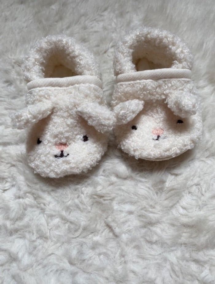 Chausson bébé mouton neuf