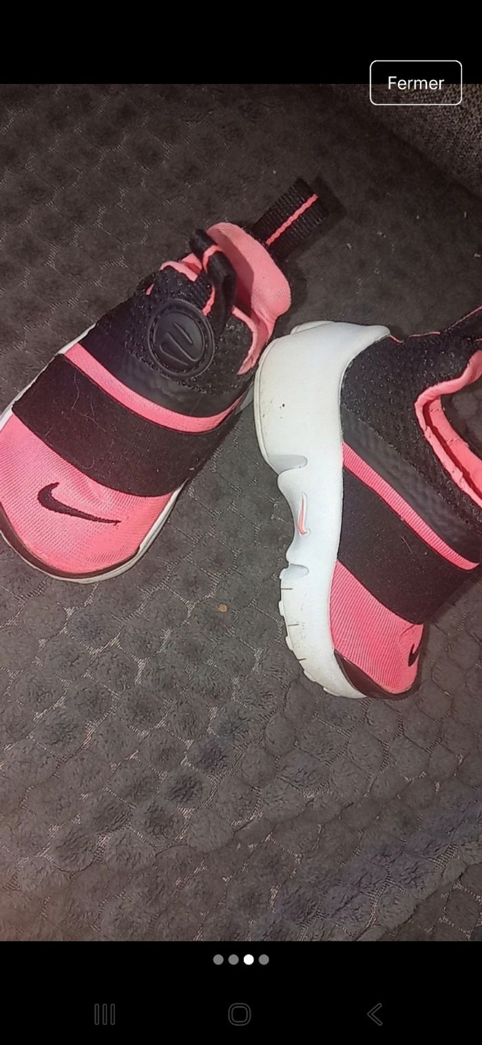 Chaussure nike - photo numéro 3