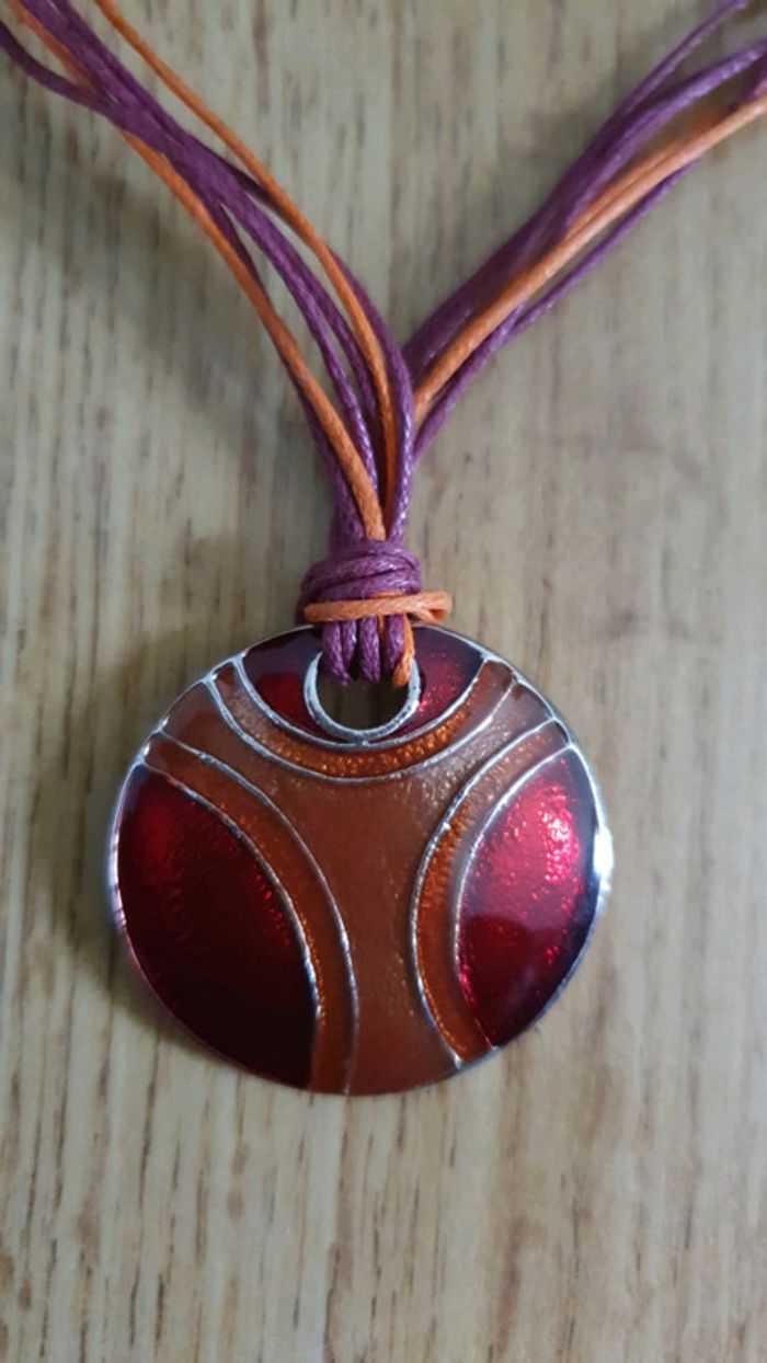 collier pendentif métal rouge - photo numéro 2