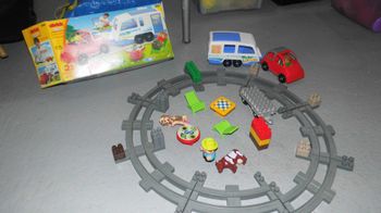 Maison de poupée et circuit brick