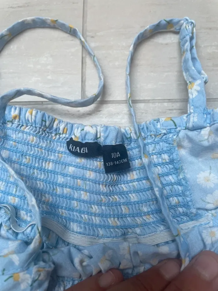 Robe à bretelles Kiabi – Taille 10 ans – Très bon état - photo numéro 2