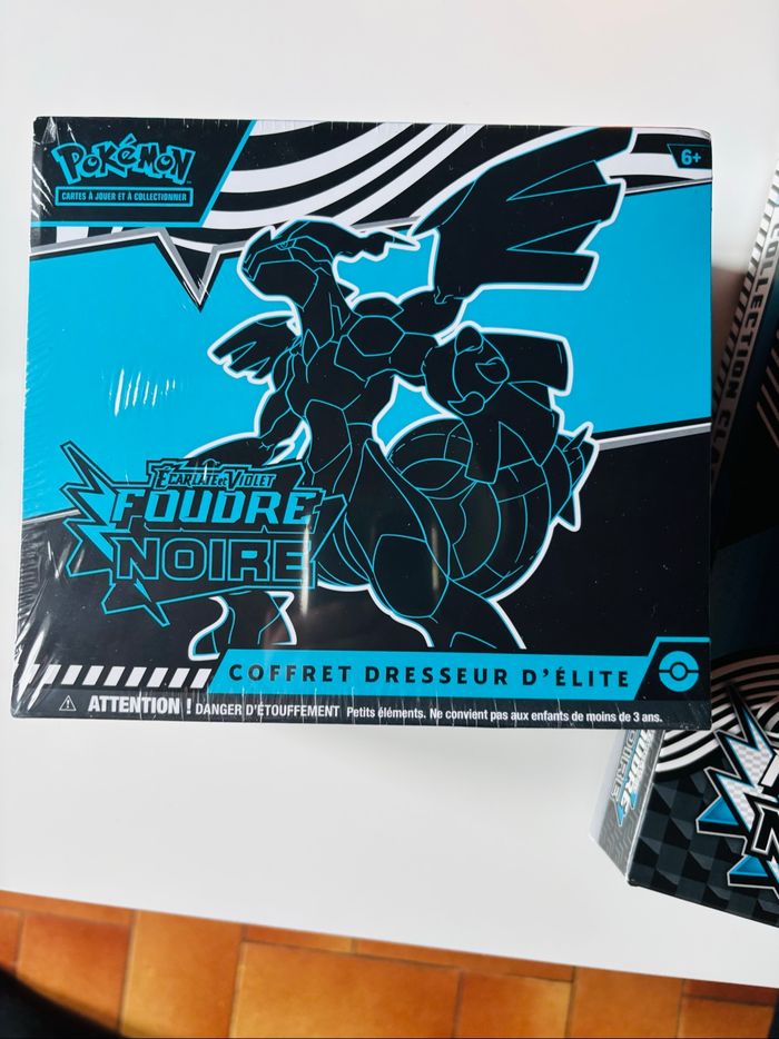 Etb ev10.5 + coffret classeur Foudre Noire Lot - photo numéro 2