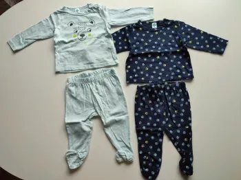 Pyjamas 9 mois