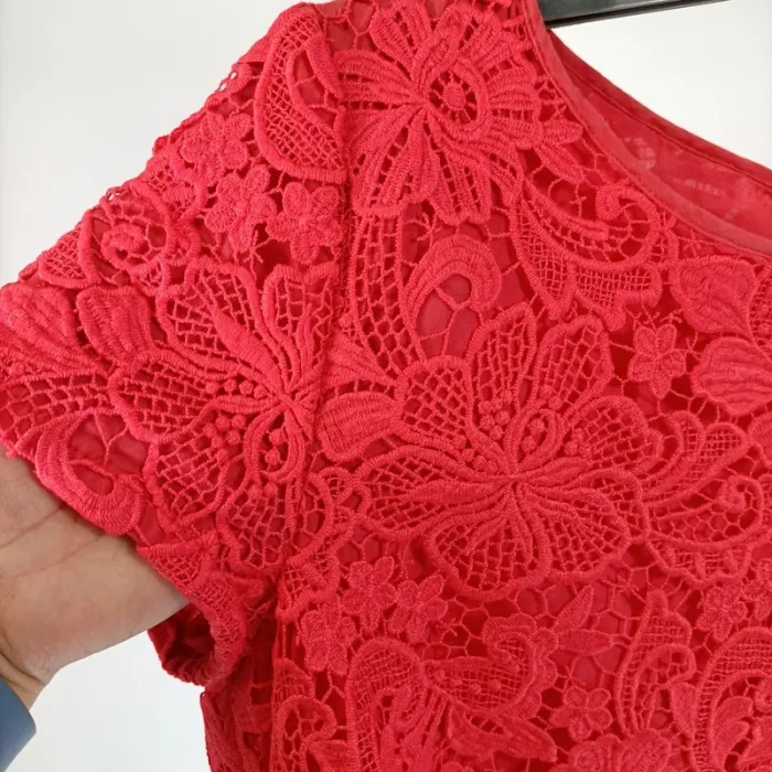 Tshirt guipure dentelle épaisse opaque rouge corail vif florale A160 - photo numéro 2
