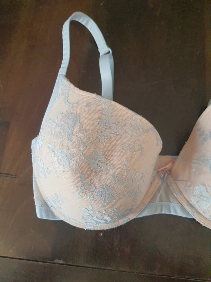 Soutiens-gorge Hunkemöller fr 95D eu 80D - photo numéro 8