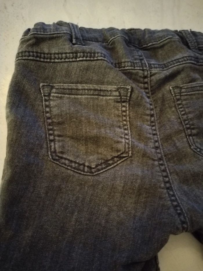 Short en jean gris h&m 18/24 mois - photo numéro 3