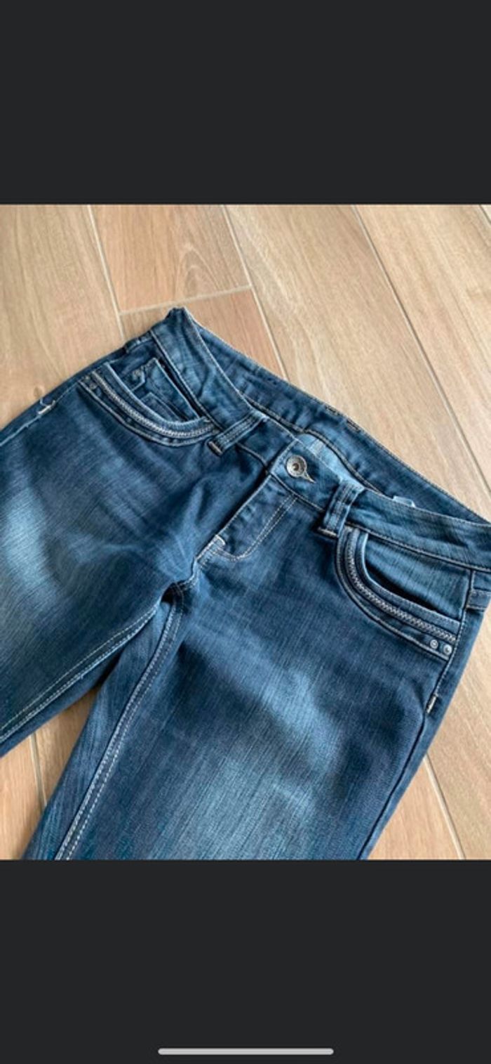 Jean neuf - photo numéro 2